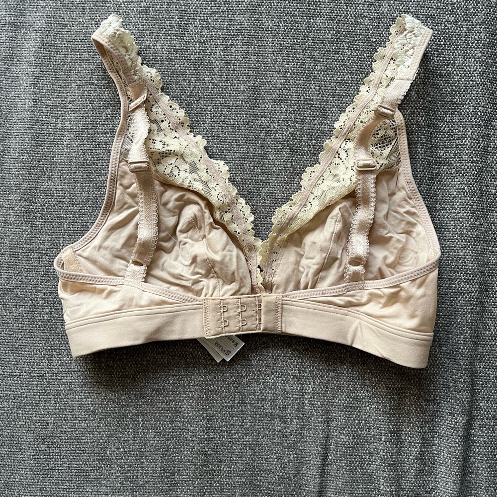 NWOT! Wacoal Lace Accent Cream Bra - Picture 3 of 4